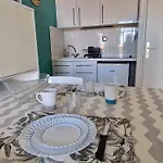 Avec Terrasse Et Parking, Vue A - Fr-1-309-140 바뉼쉬르메르