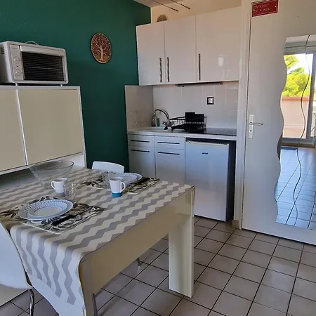 Apartmán Avec Terrasse Et Parking, Vue A - Fr-1-309-140 *